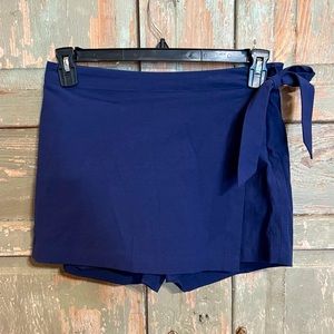 Southern Tide (#55) Jourdan Performance Skort in Navy